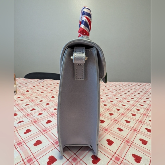 Danielle Nicole Disney Pixar Ratatouille Friends in Paris crossbody bag NWOT - Picture 2 of 6